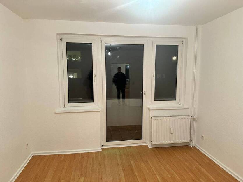Gepflegte 2 Zimmer EG-Wohnung mit Balkon, in ruhiger Lage in Wersten!