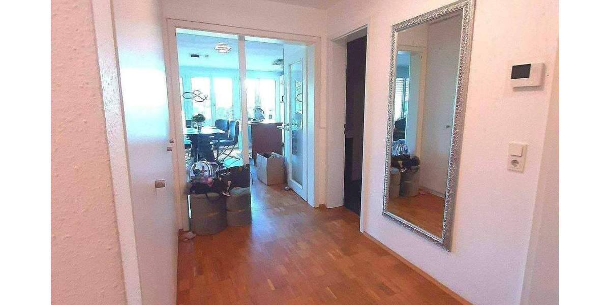 Schicke 3 Zimmer-Wohnung in BestlageNähe Rheinturm 3 zimmer