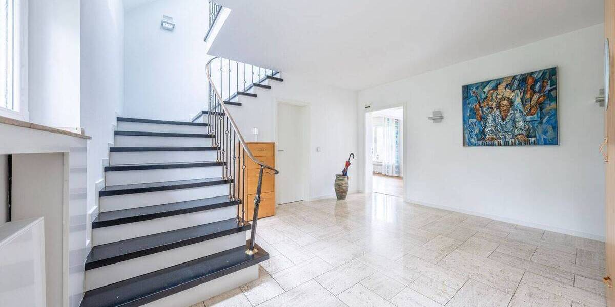 Einfamilienhaus Remscheid Süd - 8 Zimmer, 260 m&sup2;, 1.150.000&euro; | Angebot:26805125