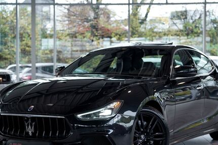 Maserati Ghibli 109.800 km 37.800 &euro; Remscheid/NRW 42855