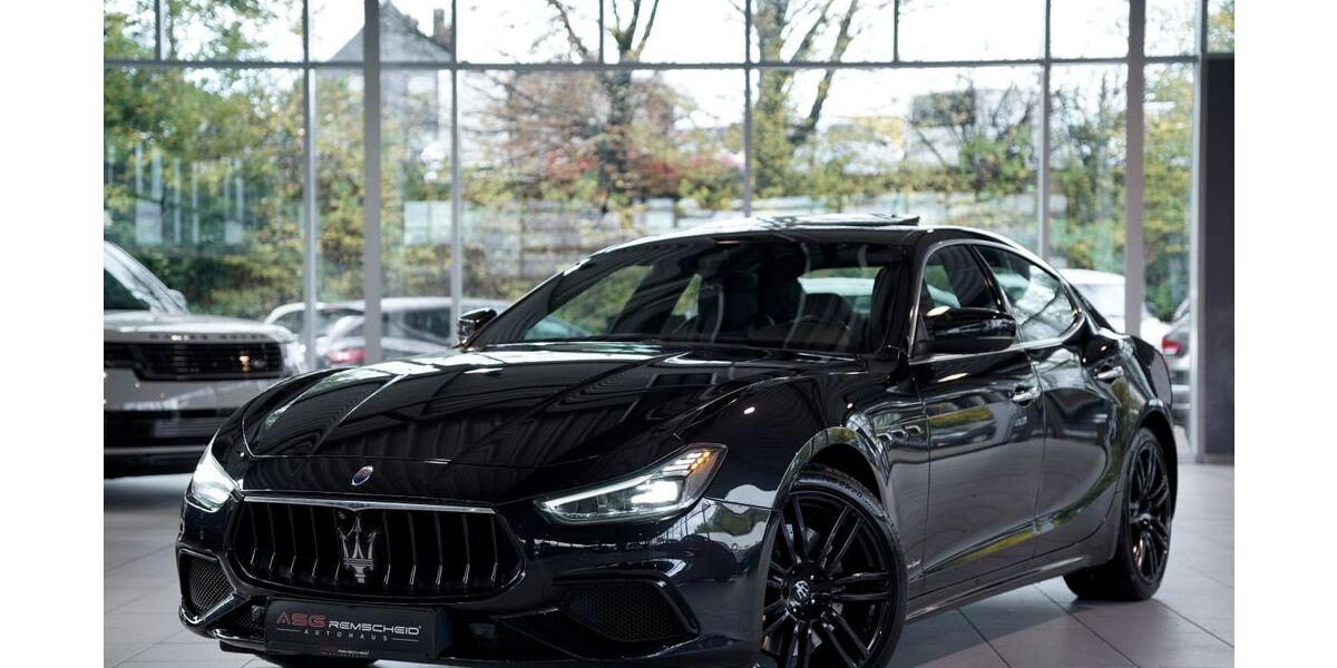 Maserati Ghibli 109.800 km 37.800 &euro; Remscheid/NRW 42855