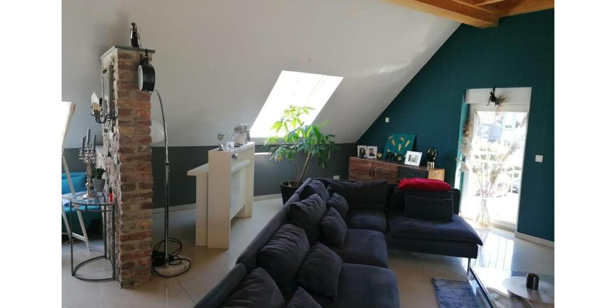 Dachgeschoßwohnung Leverkusen Schlebusch - 2.5 Zimmer, 105 m&sup2;, 325.000&euro; | Angebot:27446957