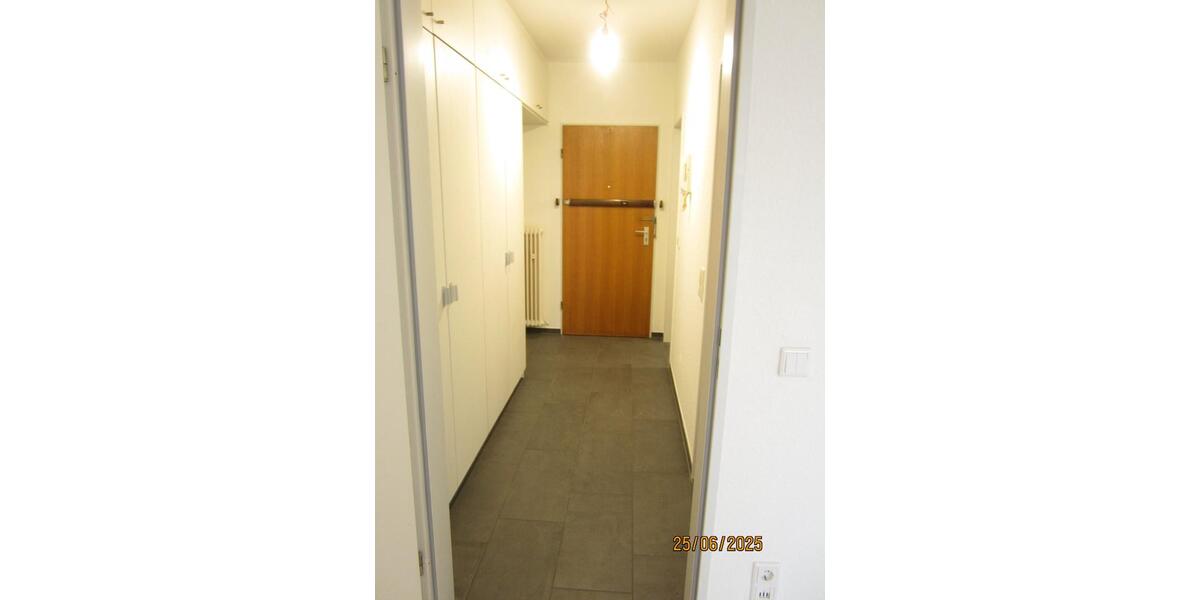 Vollständig renovierte 1-Zimmer-Wohnung mit separatem Schlafraum 1 zimmer