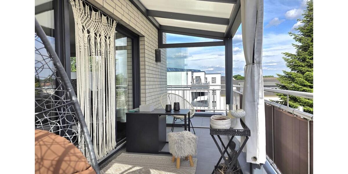 Exklusive 3 Zimmer Penthouse Wohnung mit EBK - provisionsfrei 3 zimmer