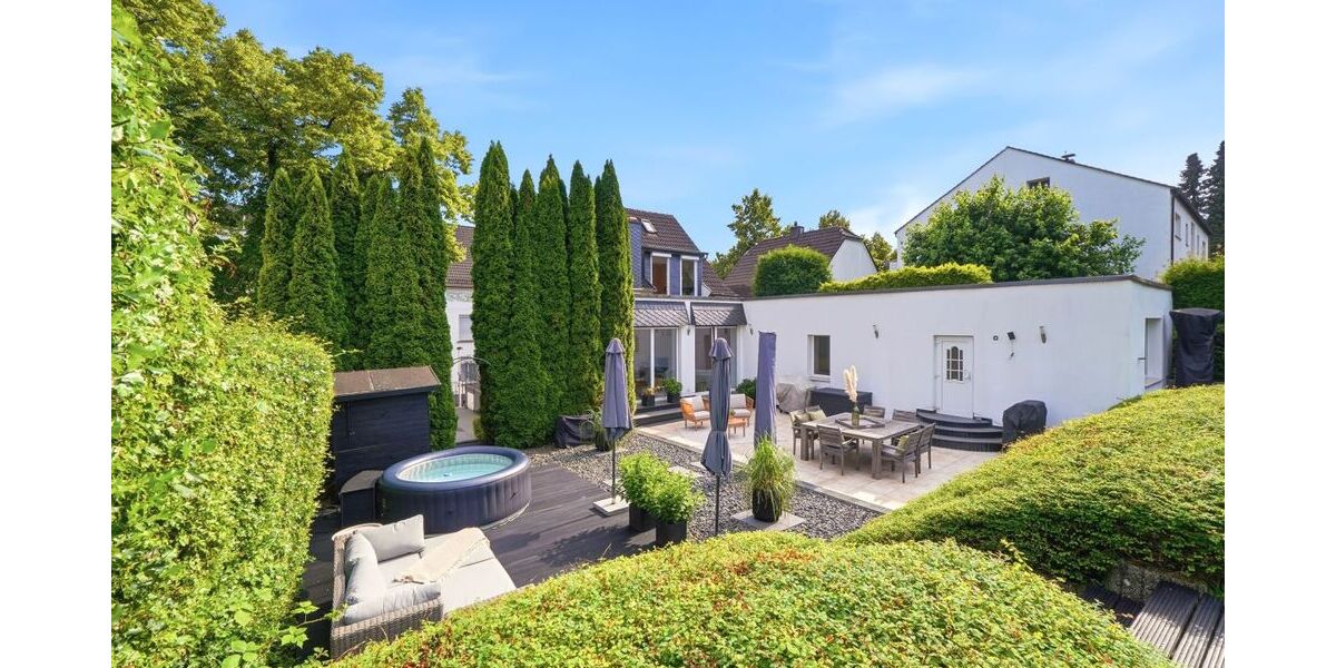 Mit 3D: Historischer Charme trifft modernen Wohnkomfort – umfangreich modernisiertes Einfamilienhaus mit Einliegerwohnung. - Einfamilienhaus Solingen Höhscheid | Angebot:26980800