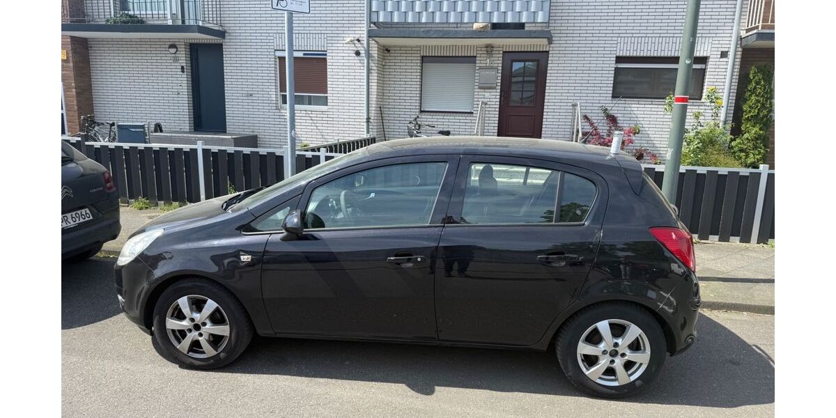 Opel Corsa 144.170 km 2.500 &euro; Düsseldorf 40472