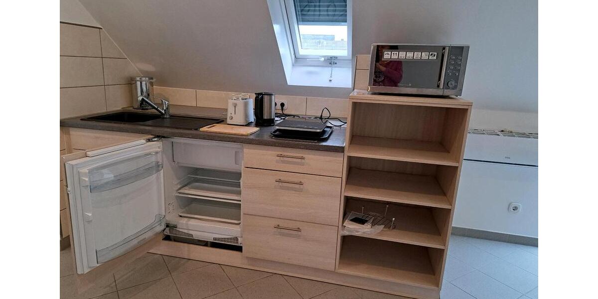 Dachgeschoßwohnung Leverkusen - 1 Zimmer, 45 m&sup2;, 650&euro; | Angebot:25656588