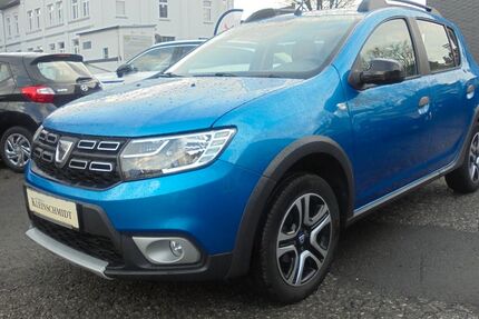 Dacia Sandero 96.430 km 9.990 &euro; Radevormwald 42477