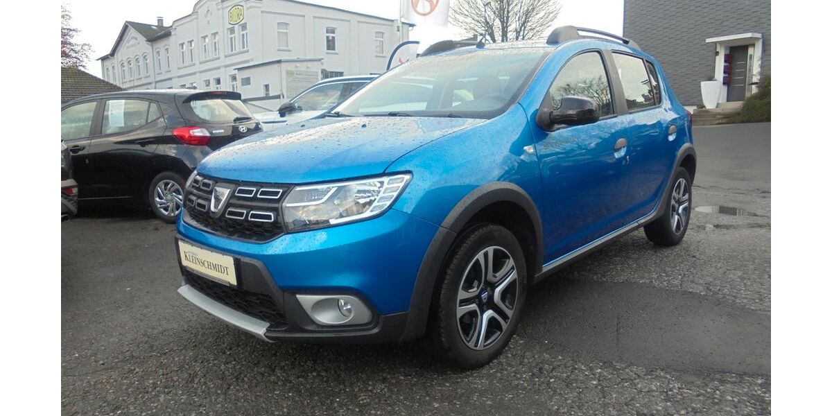 Dacia Sandero 96.430 km 9.990 &euro; Radevormwald 42477
