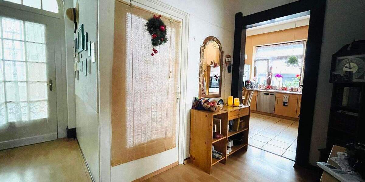 Mehrfamilienhaus, Wohnhaus Halver - 6 Zimmer, 170 m&sup2;, 199.000&euro; | Angebot:25730419