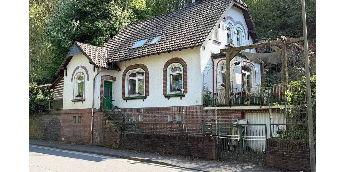 Einfamilienhaus Wetter (Ruhr) / Volmarstein Volmarstein - 5 Zimmer, 140 m&sup2;, 250.000&euro; | Angebot:26502341