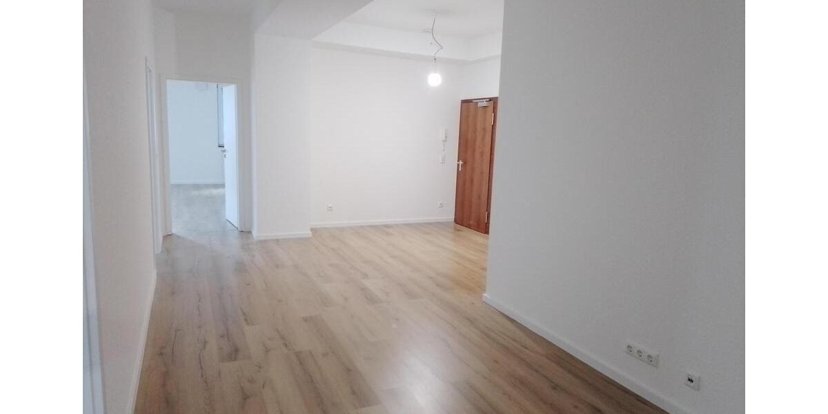Erdgeschoßwohnung Düsseldorf Düsseltal - 4.5 Zimmer, 185 m&sup2;, 1.950&euro; | Angebot:26117423