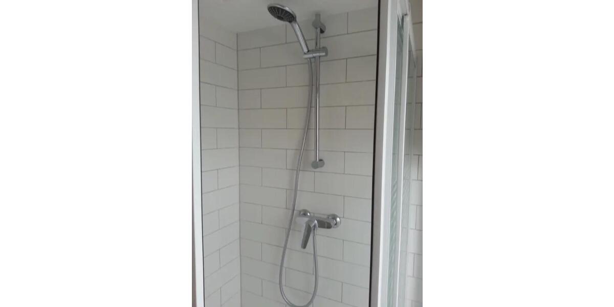 Maisonettenwohnung Solingen - 5 Zimmer, 125 m&sup2;, 1.200&euro; | Angebot:25612802