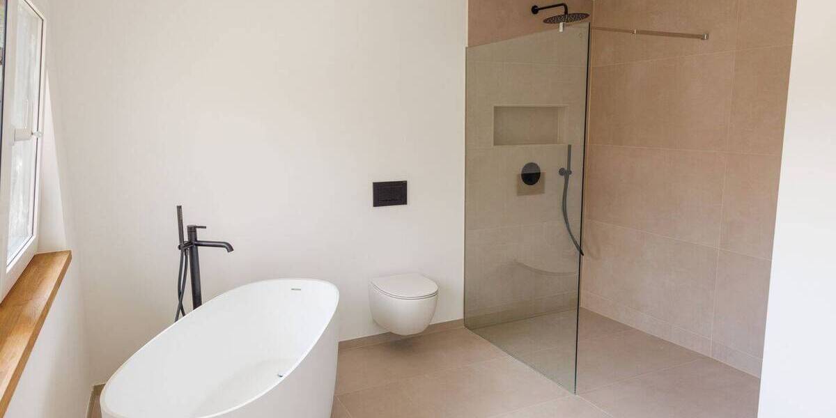 Einfamilienhaus Leverkusen Schlebusch - 8 Zimmer, 370 m&sup2;, 1.599.000&euro; | Angebot:26926981