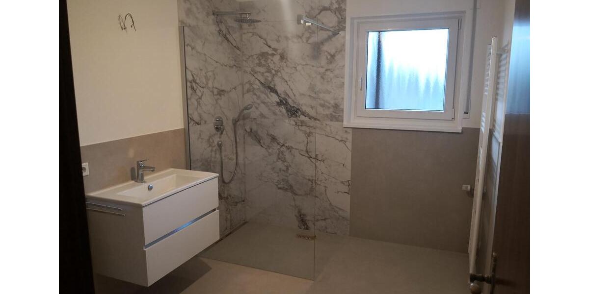 Helle 3,5-Zimmer Wohnung mit Garage und Garten in Lüttringhausen 3.5 zimmer