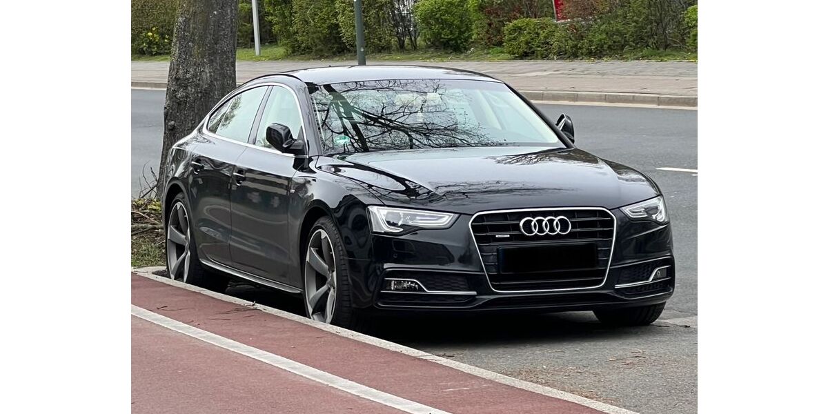 Audi A5 156.000 km 17.999 &euro; Düsseldorf 40599