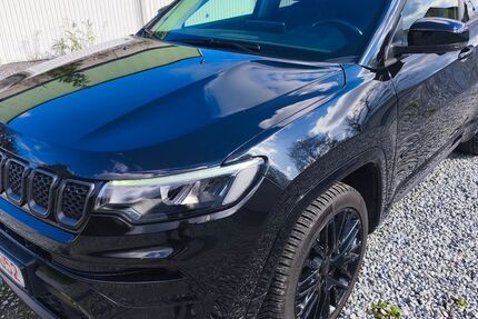 Jeep Compass 89.000 km 15.400 &euro; Solingen 42651
