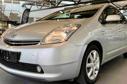 Toyota Prius 162.000 km 7.250 &euro; Wuppertal 42277