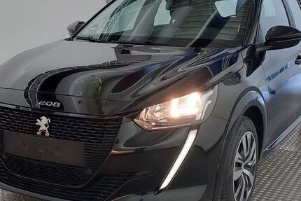 Peugeot 208 53.900 km 14.690 &euro; Wuppertal 42289