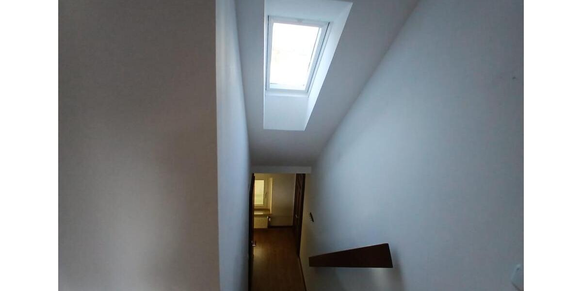 Dachgeschoßwohnung Wuppertal Gemarkung Vohwinkel - 2 Zimmer, 75 m&sup2;, 623&euro; | Angebot:25268235
