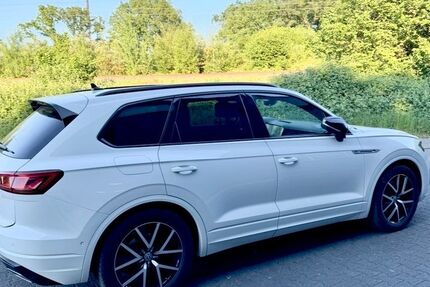 VW Touareg 56.500 km 46.800 &euro; Leverkusen 51371