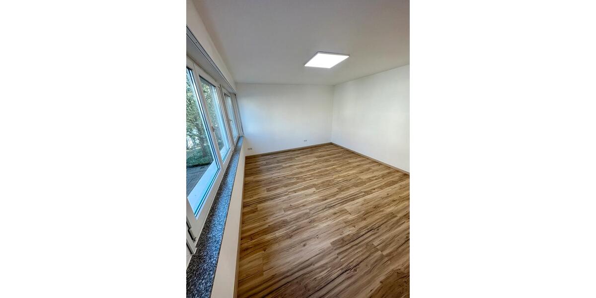 Etagenwohnung Leverkusen - 2 Zimmer, 58 m&sup2;, 1.390&euro; | Angebot:26454226