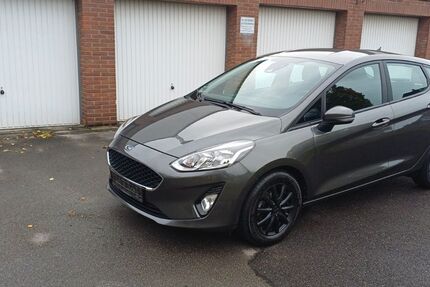 Ford Fiesta 110.000 km 6.700 € Neuss 41469