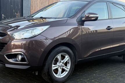 Hyundai ix35 101.000 km 8.999 &euro; Bergisch Gladbach 51469