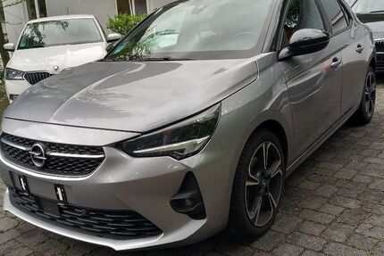 Opel Corsa 99.300 km 9.800 &euro; Leichlingen 42799