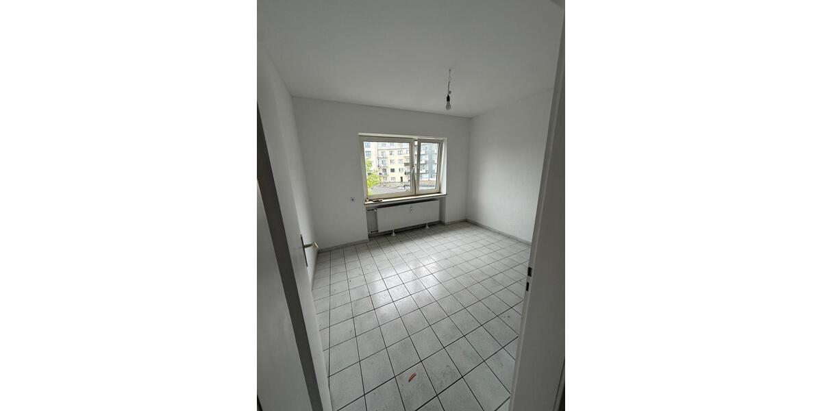 Etagenwohnung Remscheid - 1 Zimmer, 47 m&sup2;, 571&euro; | Angebot:26444566