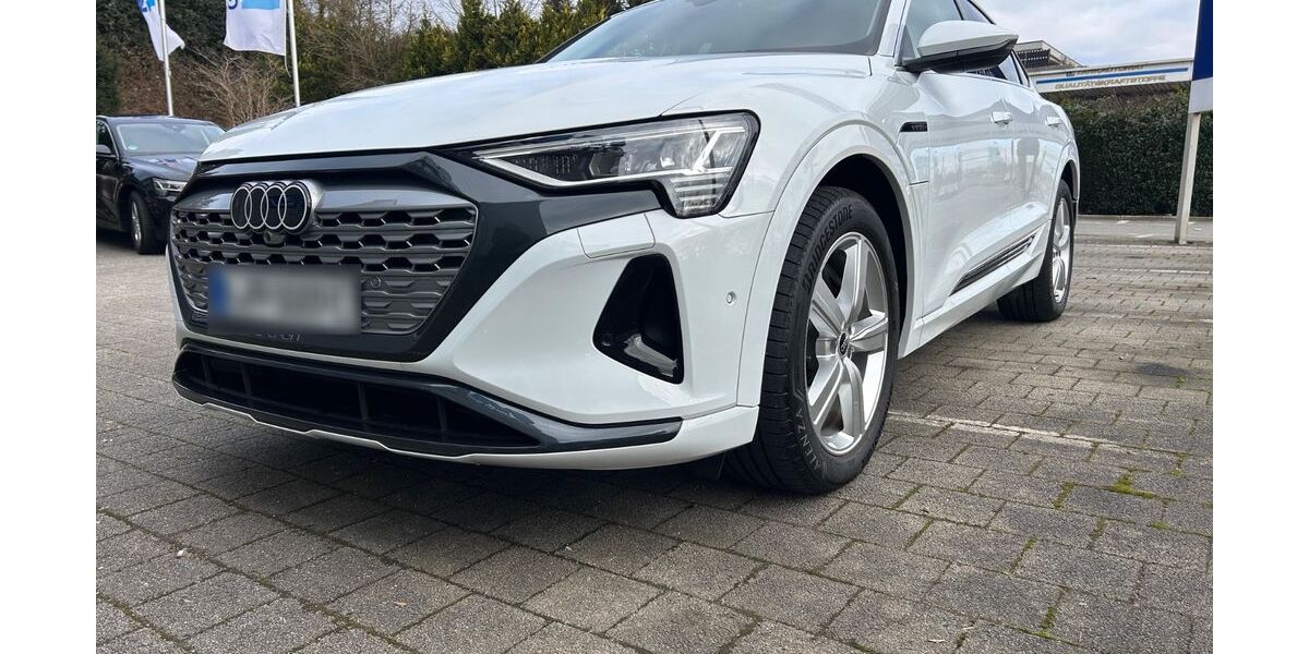 Audi Q8 10.715 km 49.990 &euro; Wuppertal 42349
