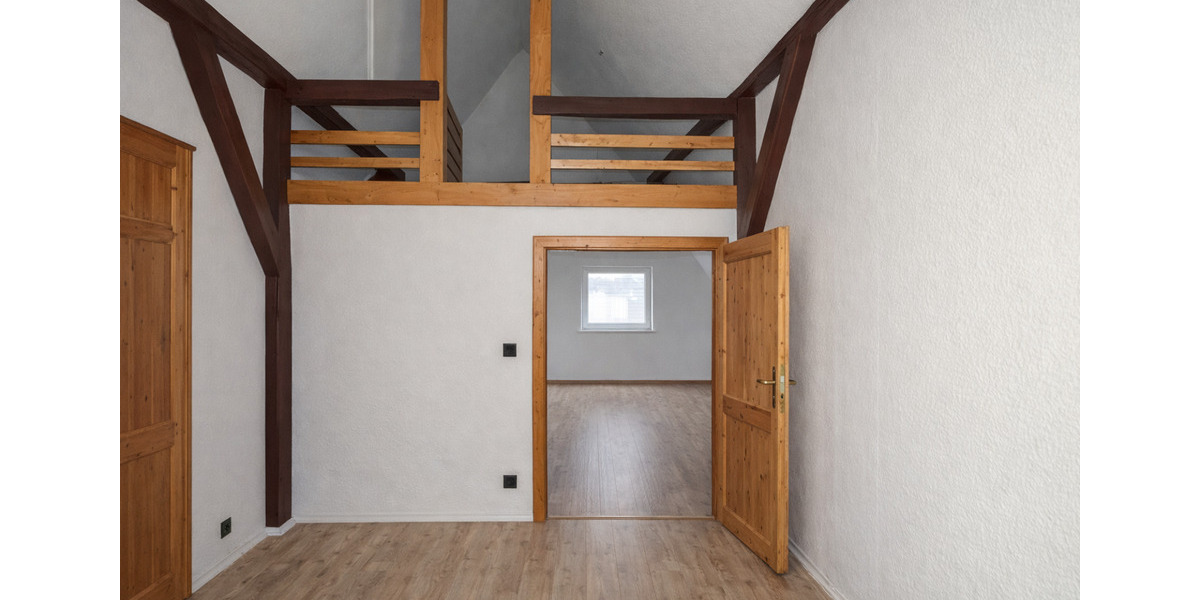 Charmante 2-Zimmer-Maisonettewohnung im Dachgeschoss 2 zimmer