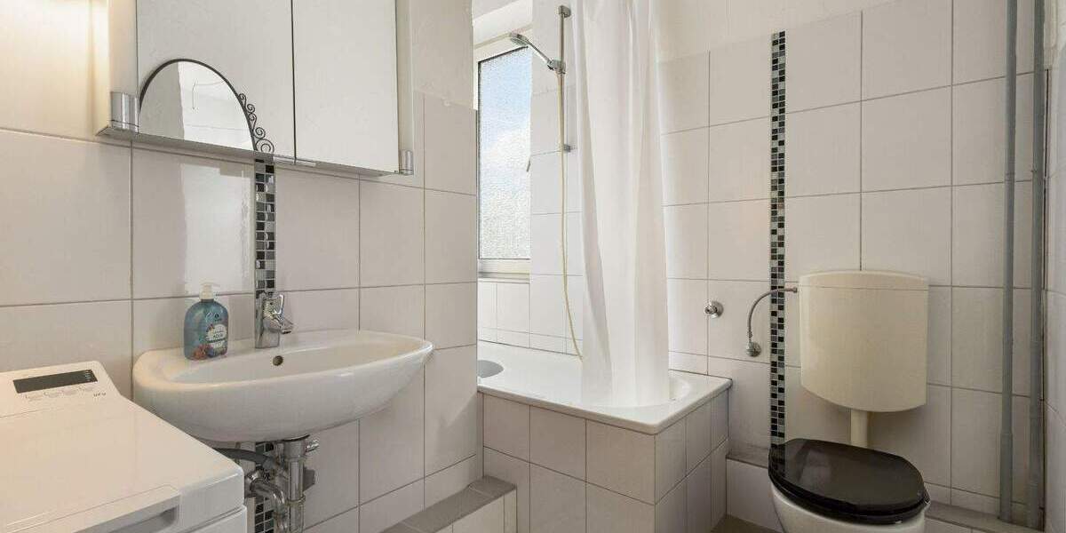 Etagenwohnung Düsseldorf Düsseltal - 2 Zimmer, 54 m&sup2;, 199.500&euro; | Angebot:25738423