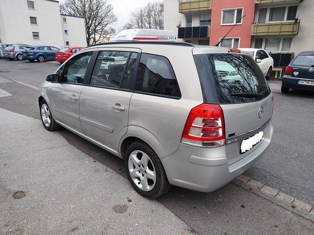 Opel Zafira 131.000 km 3.650 &euro; Remscheid 42859