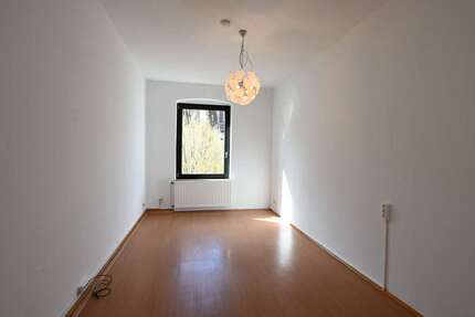 Wohnung Düsseldorf Stadtmitte - 1 Zimmer, 31 m&sup2;, 590&euro; | Angebot:26235641