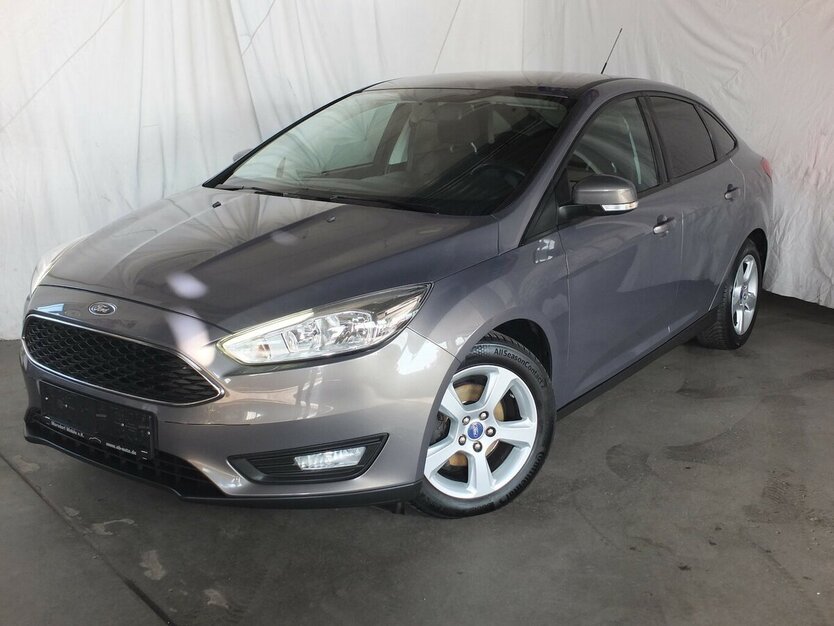 Ford Focus STUFENHECK KLIMAUTOMATIK PARKPILOT 118.919 km 7.304 € Köln 50858