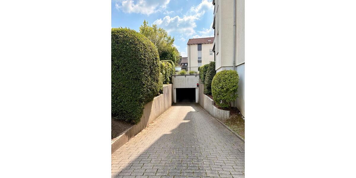 Dachgeschoßwohnung Hattingen Blankenstein - 4 Zimmer, 98 m&sup2;, 210.000&euro; | Angebot:26058813