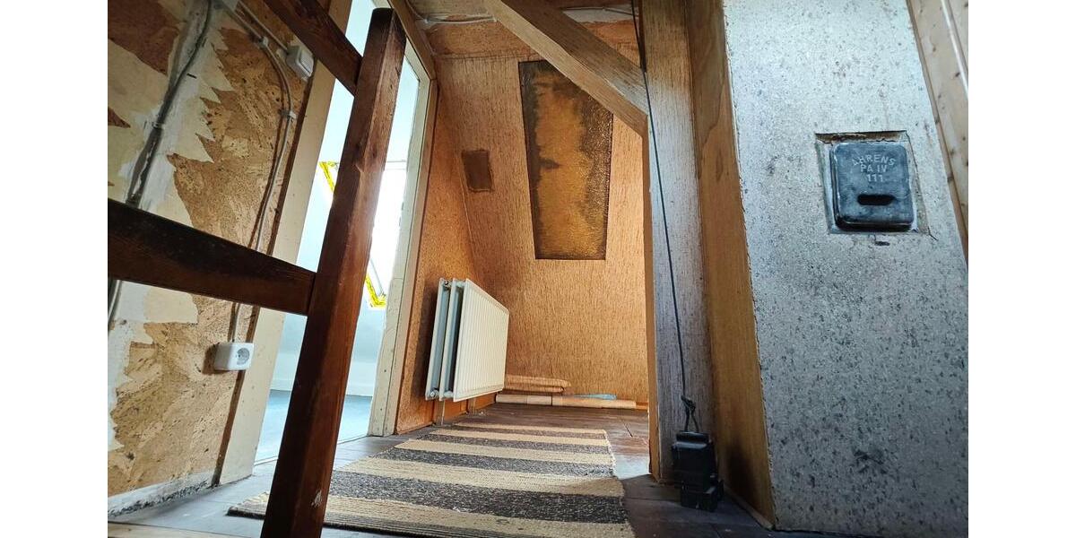 Einfamilienhaus Radevormwald - 3 Zimmer, 130 m&sup2;, 349.000&euro; | Angebot:27225895