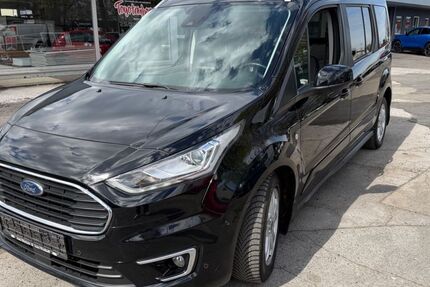 Ford Grand Tourneo 140.000 km 14.490 &euro; Halver 58553