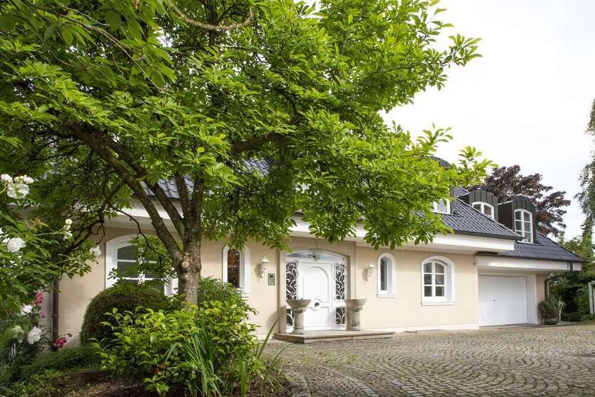 Haus zum Mieten in Herdecke 3.000 € 175 m²