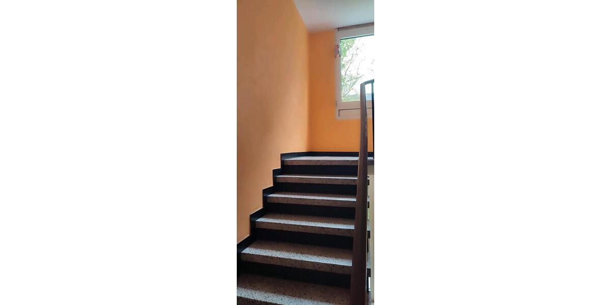 Etagenwohnung Leverkusen - 3 Zimmer, 69 m&sup2;, 245.000&euro; | Angebot:27446997