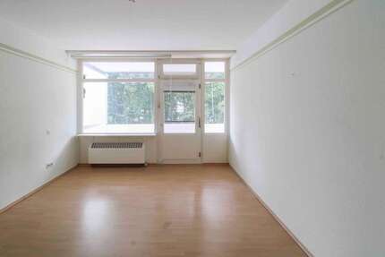 Wohnung zum Kaufen in Bergisch Gladbach 158.000 € 61.28 m² 2.5 zimmer