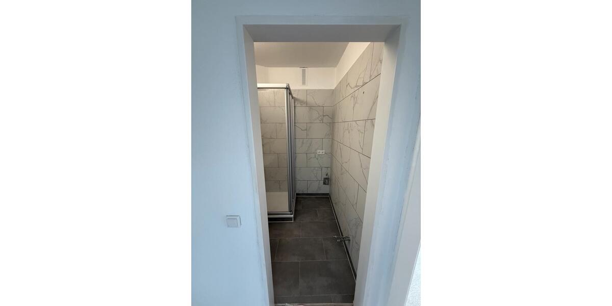 Etagenwohnung Solingen - 3 Zimmer, 76 m&sup2;, 750&euro; | Angebot:26235799