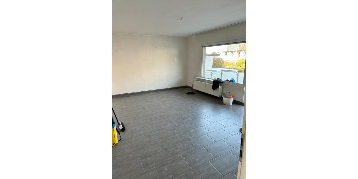Etagenwohnung Leverkusen Bergisch Neukirchen - 2.5 Zimmer, 67 m&sup2;, 700&euro; | Angebot:25635879