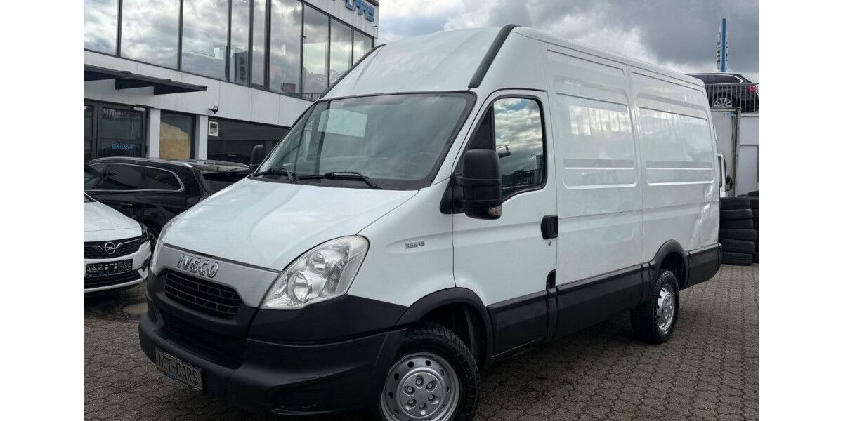 IVECO Andere 469.000 km 6.650 &euro; Hilden 40721