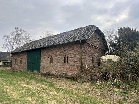 Großzügiges Grundstück mit positivem Bauvorbescheid für zwei Doppelhaushälften im Außenbereich(§?35) zimmer