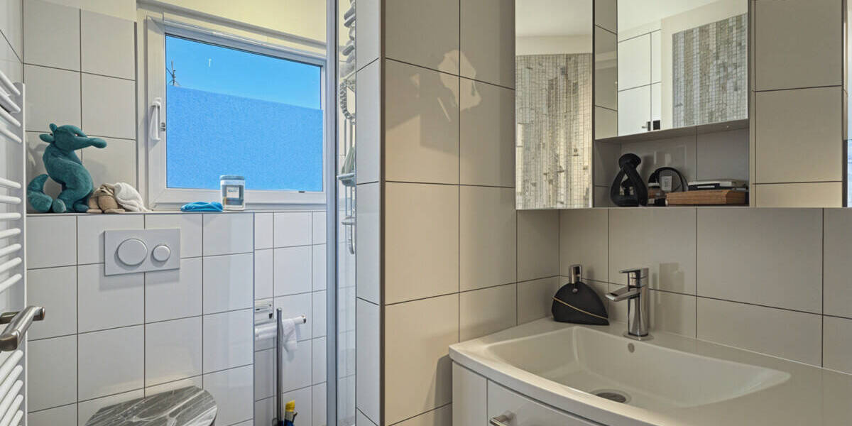 Doppelhaushälfte Velbert Mitte - 6 Zimmer, 165 m&sup2;, 395.000&euro; | Angebot:26261697