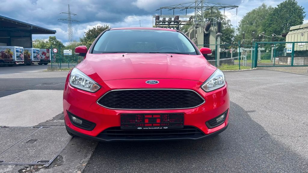 Ford Focus 123.500 km 5.600 &euro; Ratingen 40880