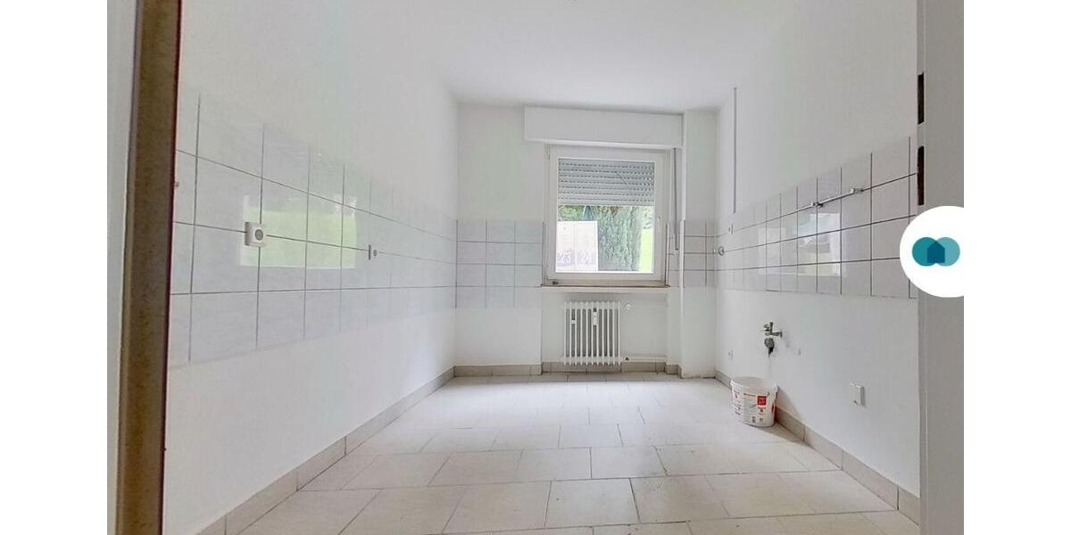 Erdgeschoßwohnung Solingen Wald - 4 Zimmer, 103 m&sup2;, 699&euro; | Angebot:25751931