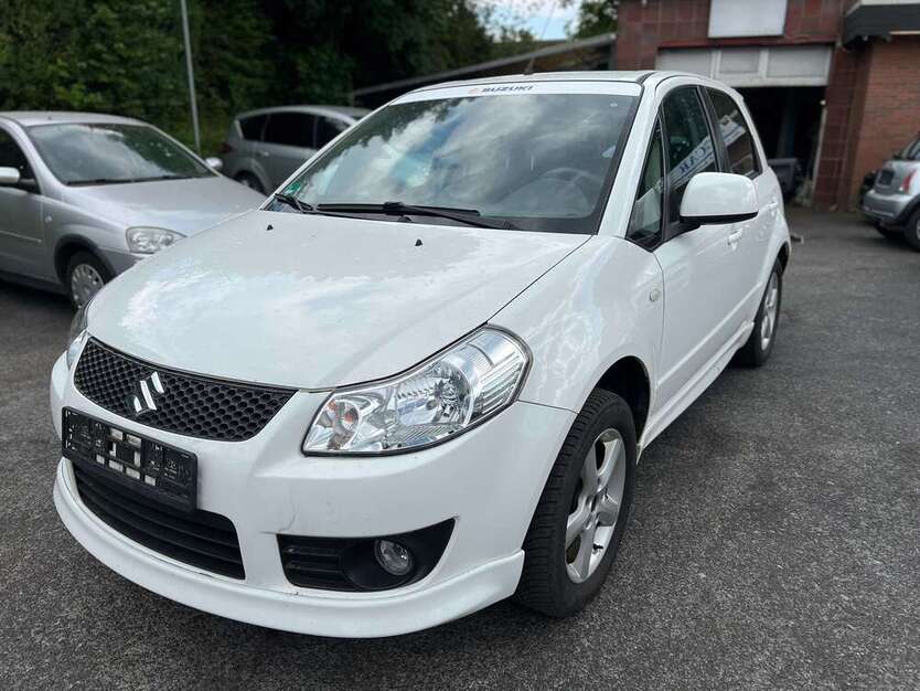 Suzuki SX4 147.470 km 4.000 € Solingen 42655